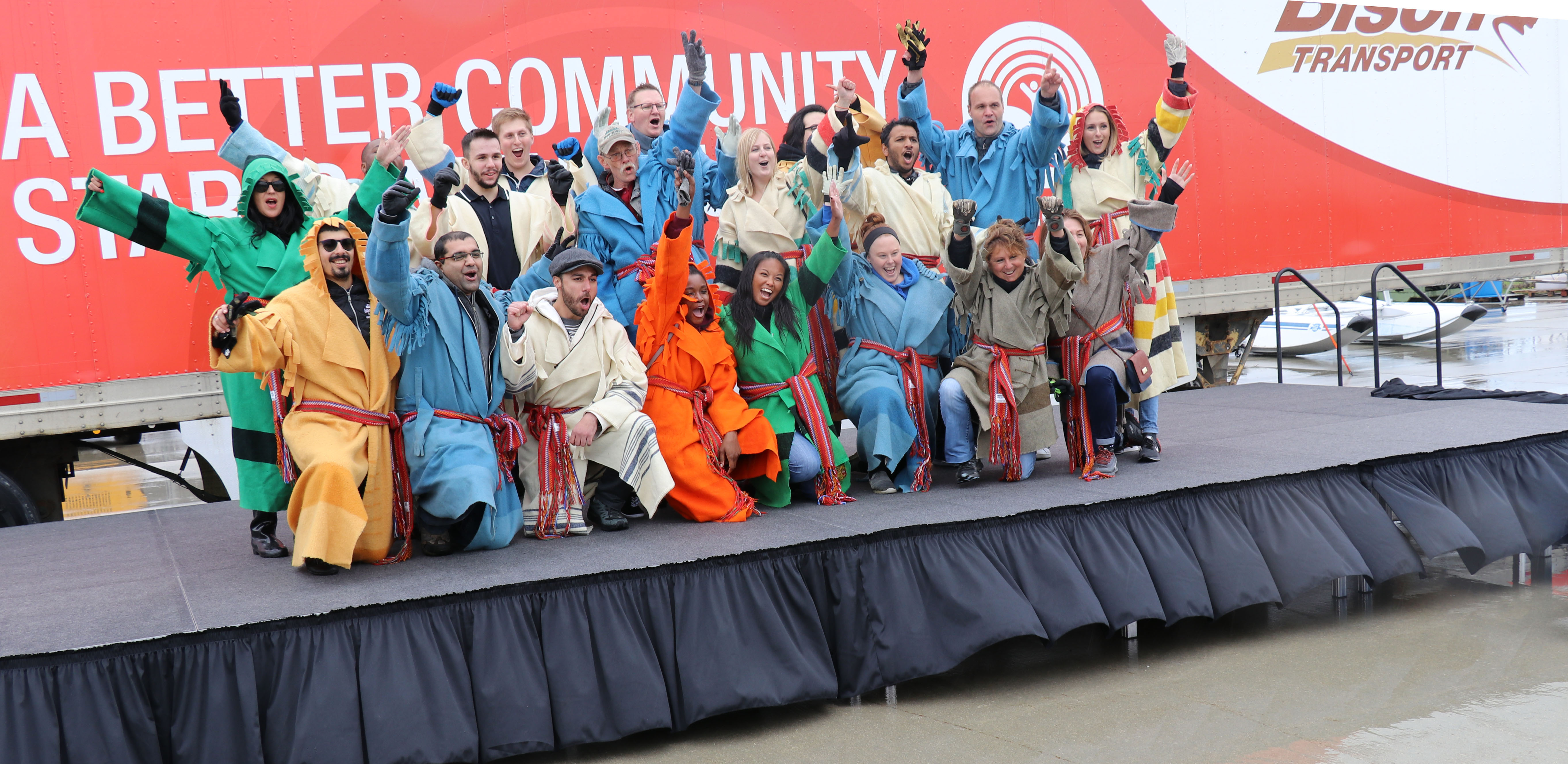 UW Plane Pull1.jpg (1.63 MB)